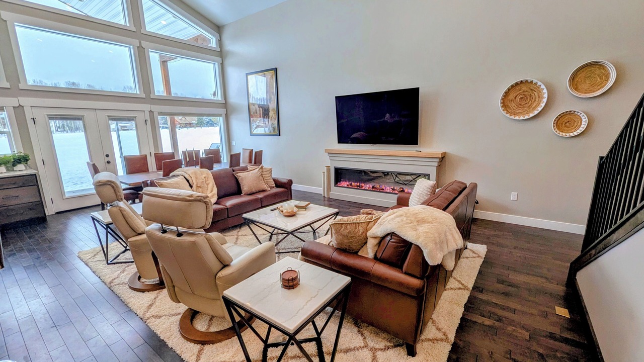 Photo of Livingroom in Star Valley Ranch