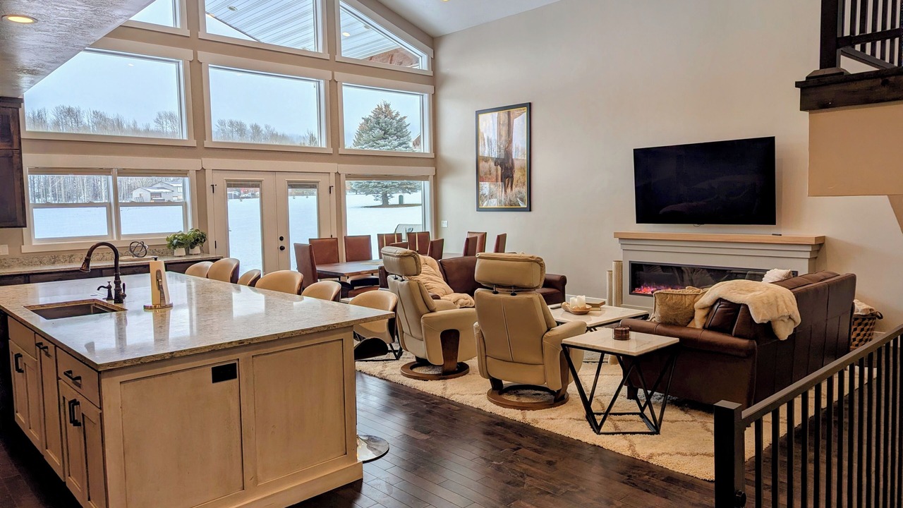 Photo of Livingroom in Star Valley Ranch