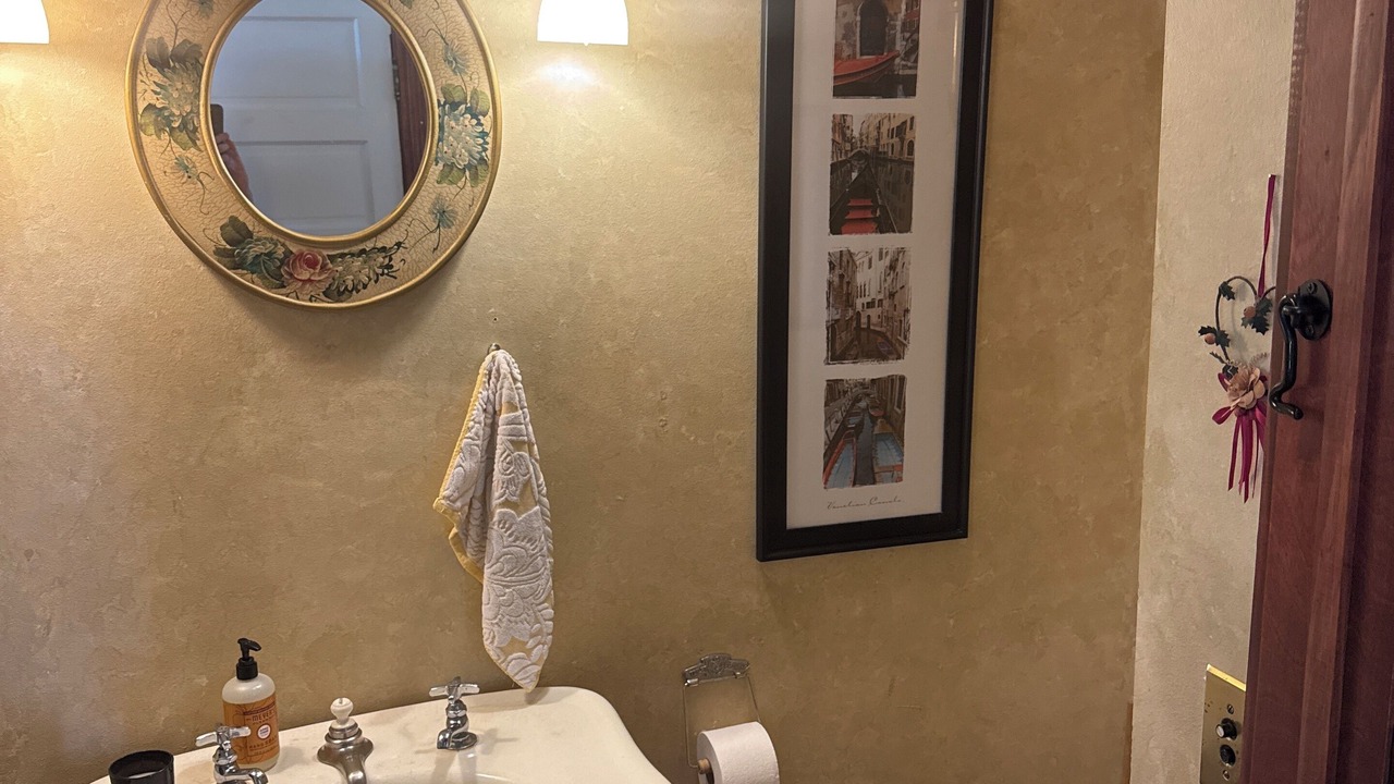 Photo of Bathroom in Pella