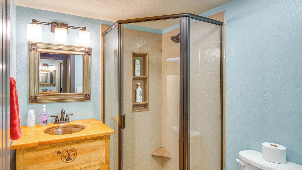 Photo of Bathroom in Excelsior Springs