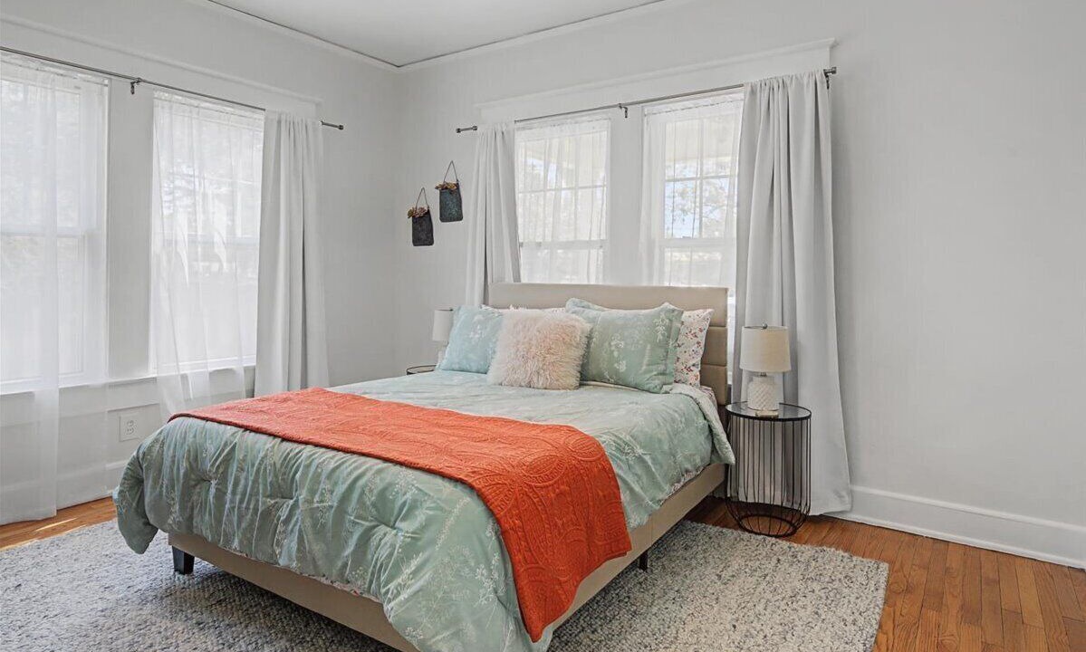 Photo of Bedroom in Mobile