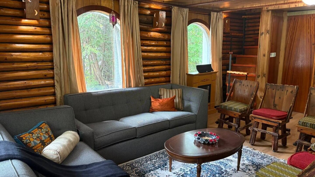 Photo of Livingroom in Rawdon
