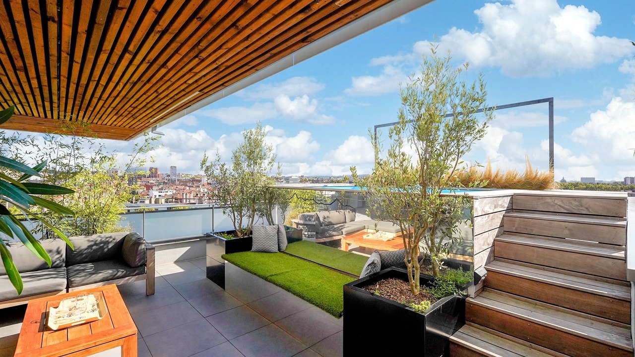 Photo of Patio Balcony in Minimes - Barriere de Paris
