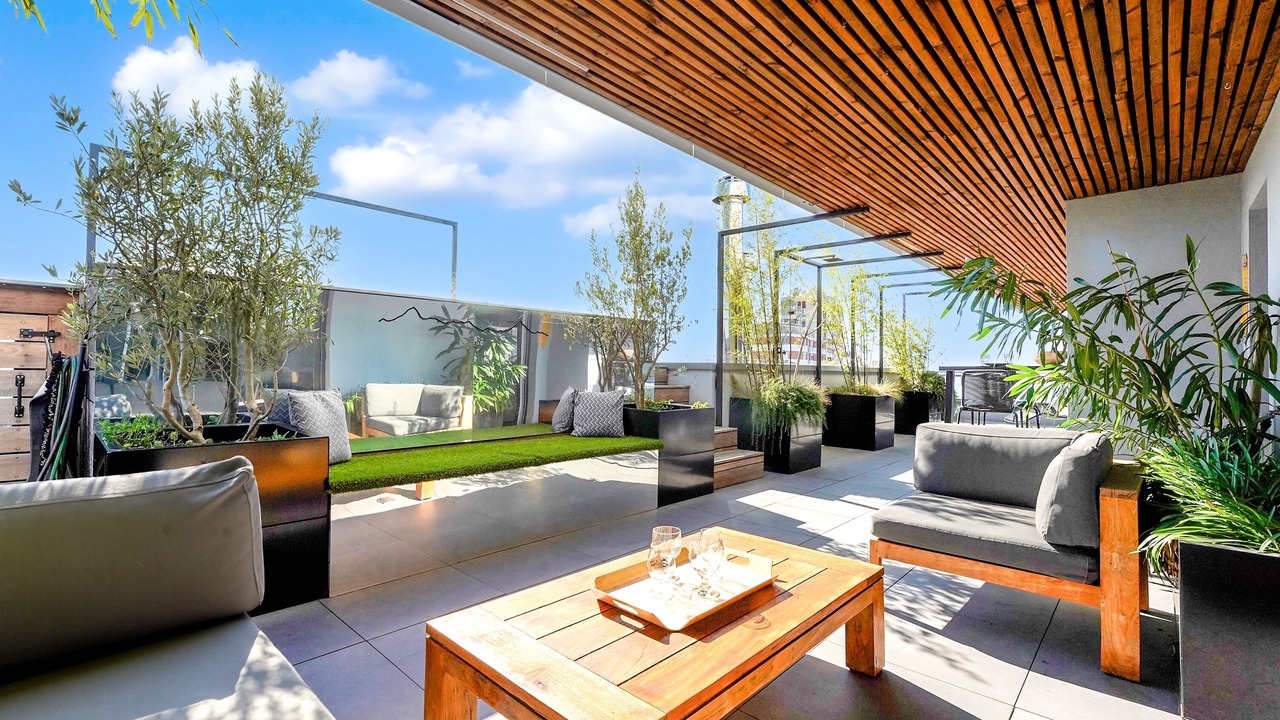 Photo of Patio Balcony in Minimes - Barriere de Paris