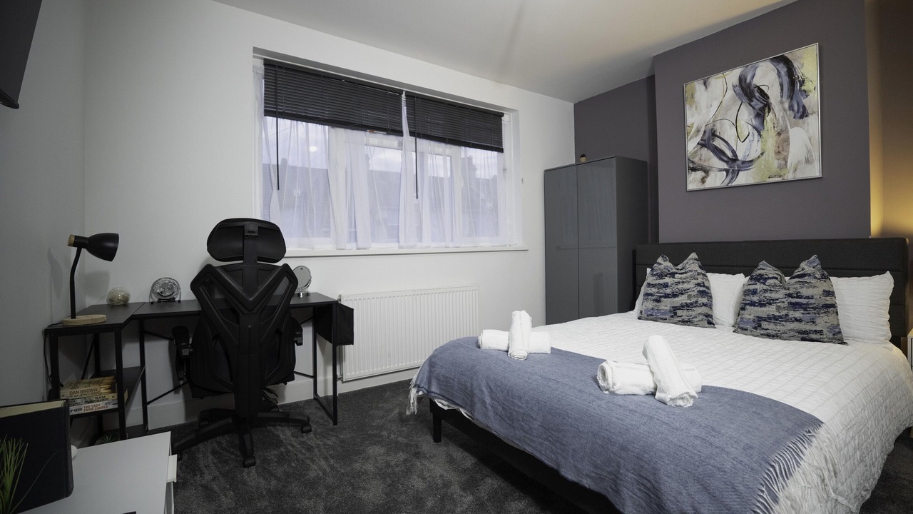 Photo of Bedroom in Wainscot