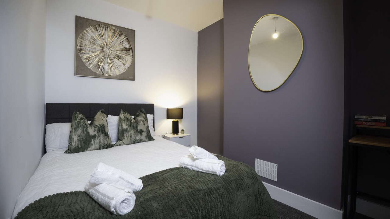 Photo of Bedroom in Wainscot