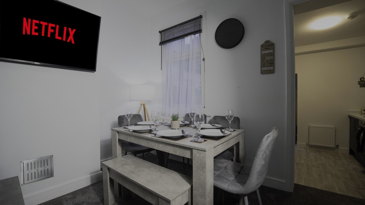 Photo of Others in Wainscot