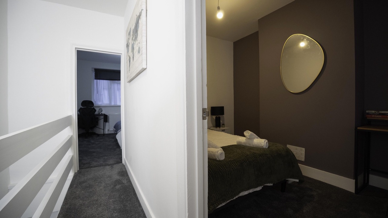 Photo of Bedroom in Wainscot