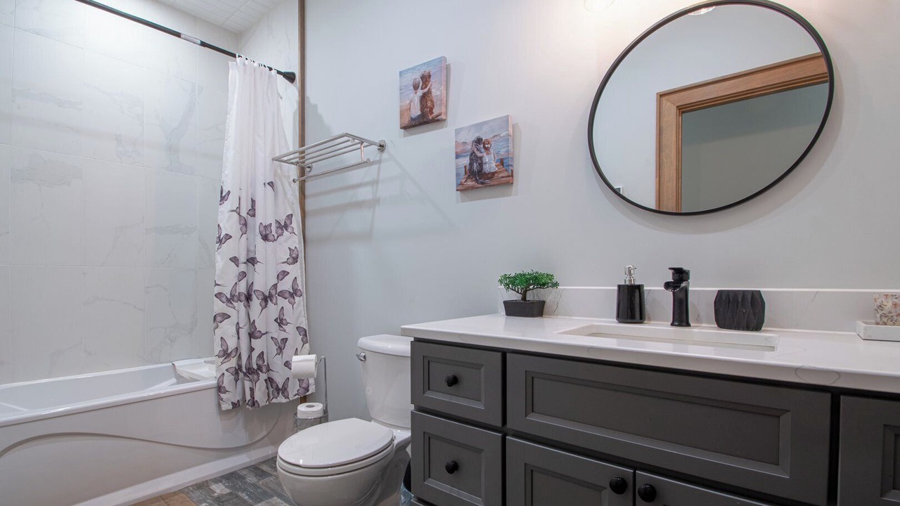 Photo of Bathroom in Dunchurch