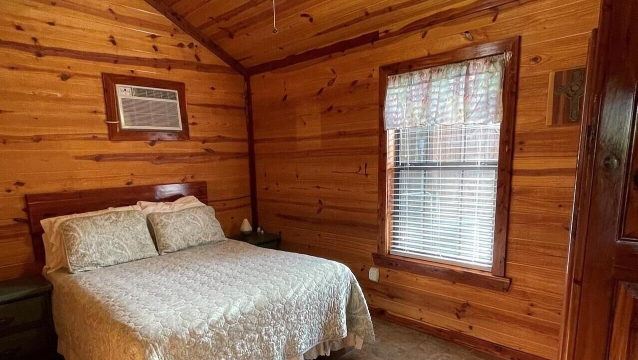 Photo of Bedroom in Chico