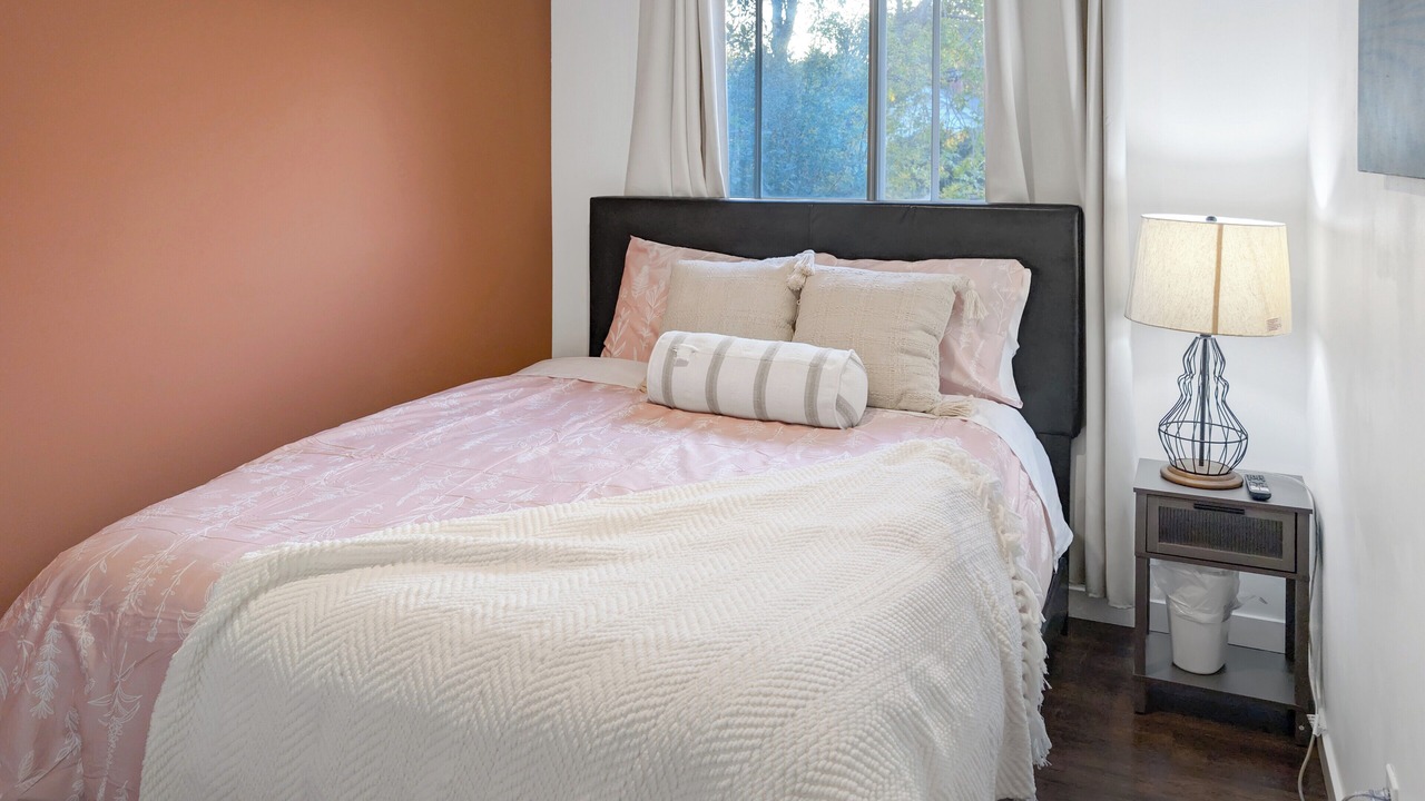 Photo of Bedroom in Sunnyside