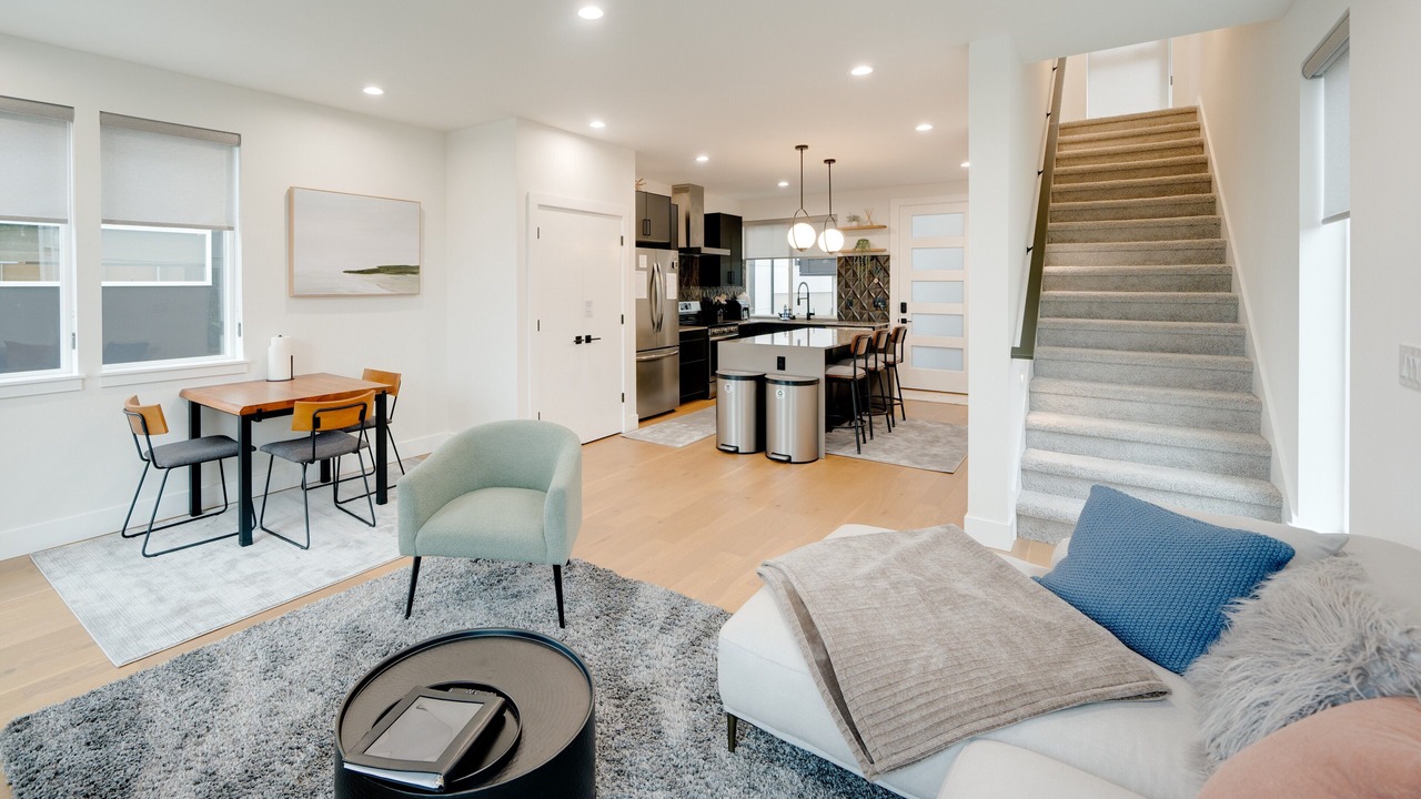 Photo of Livingroom in Fairmount Park