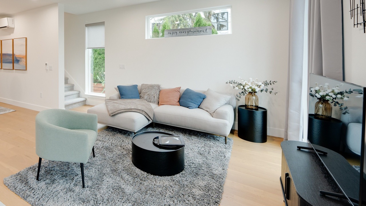 Photo of Livingroom in Fairmount Park