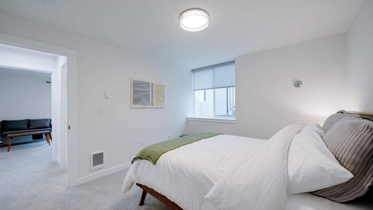 Photo of Bedroom in Fairmount Park