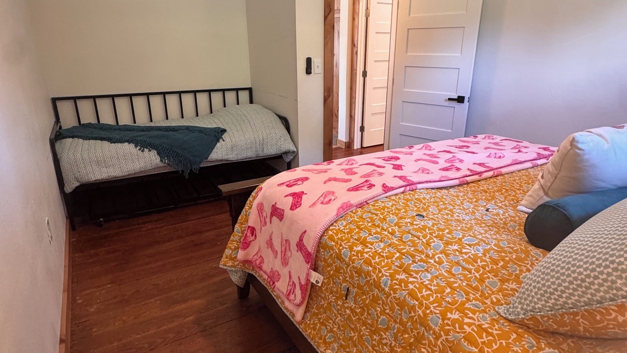 Photo of Bedroom in Saint Jo