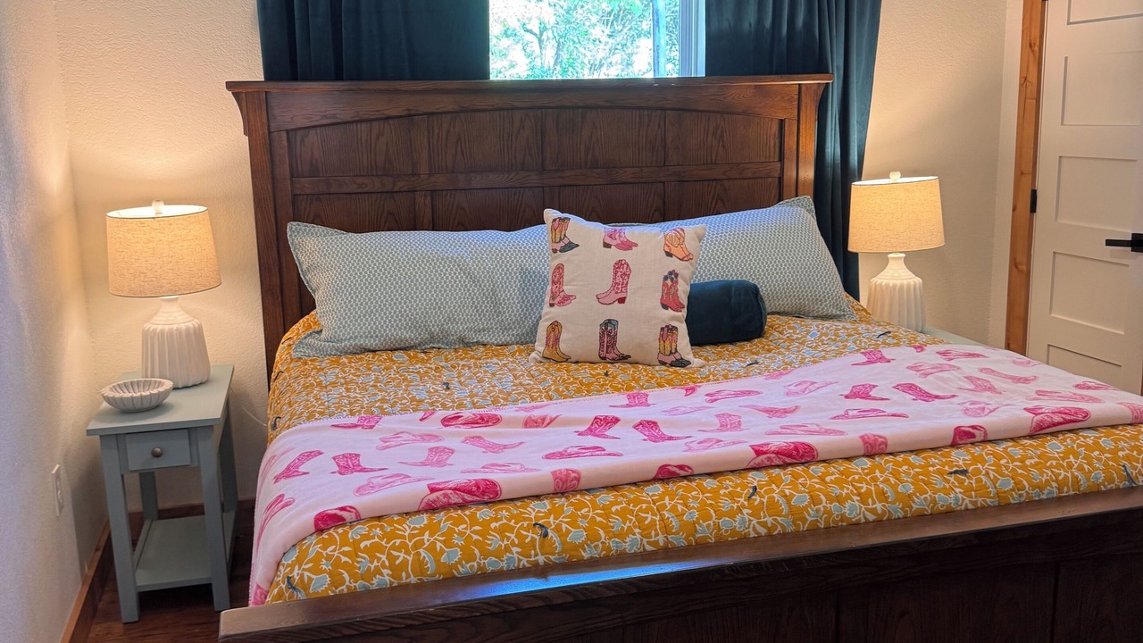 Photo of Bedroom in Saint Jo