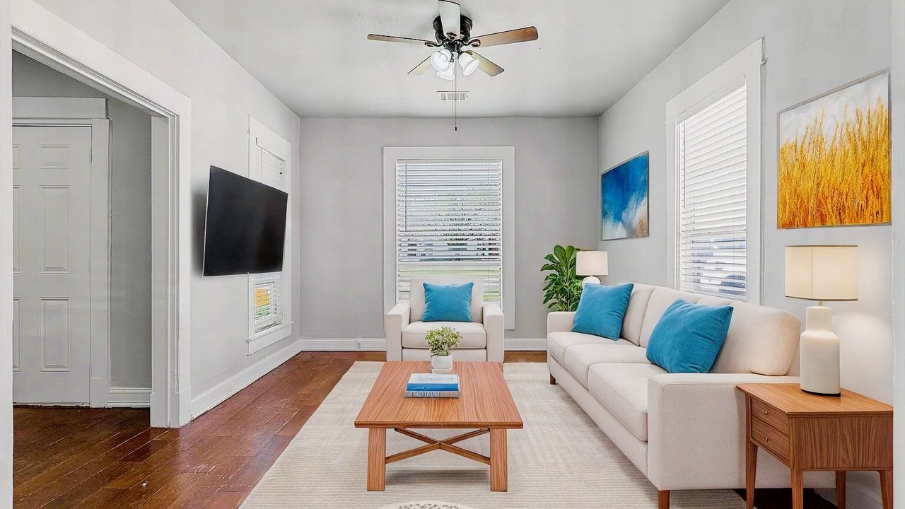 Photo of Livingroom in Fort Worth