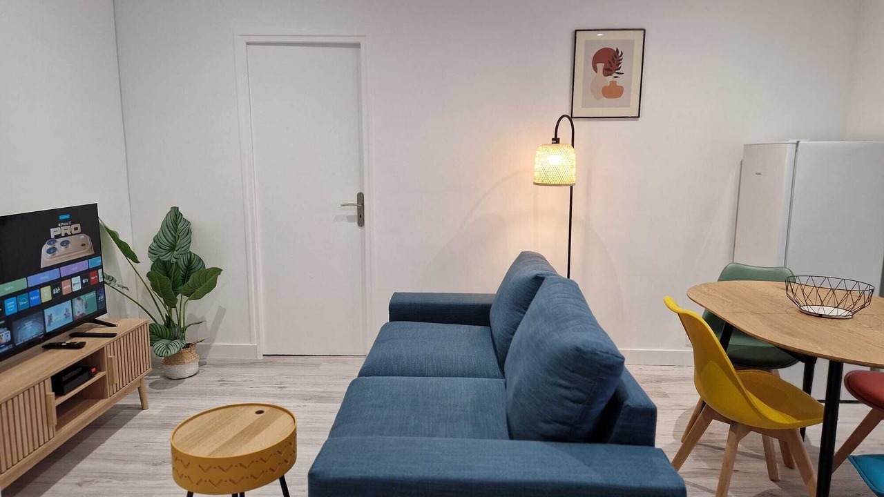 Photo of Livingroom in Margny-les-Compiegne