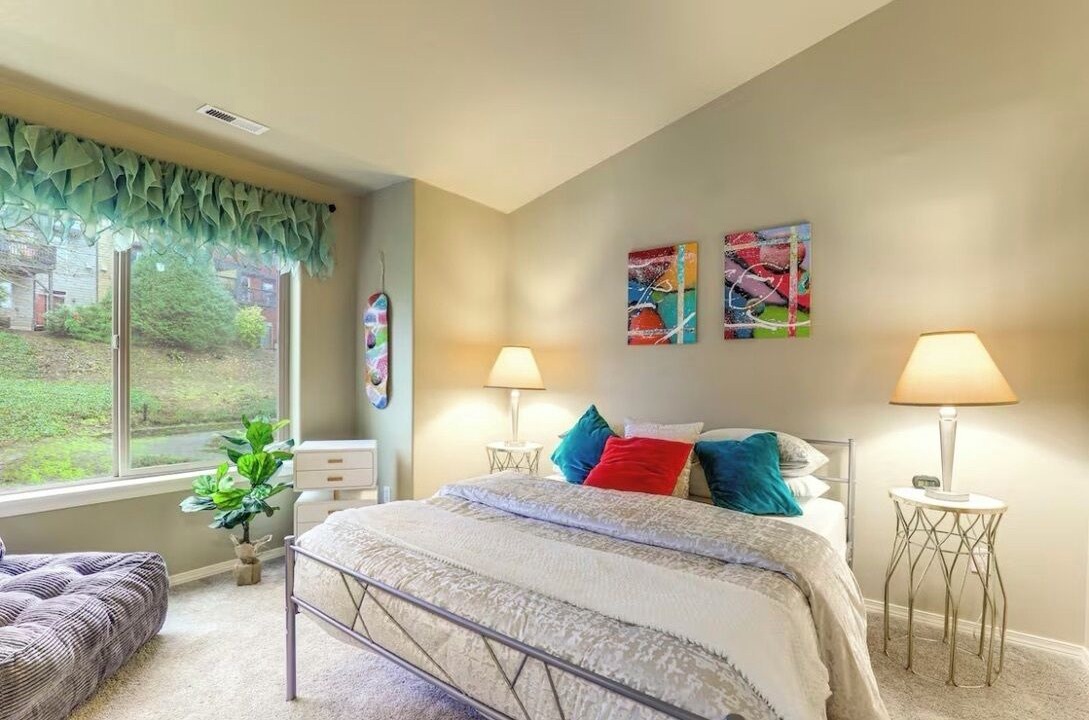 Photo of Bedroom in Troutdale