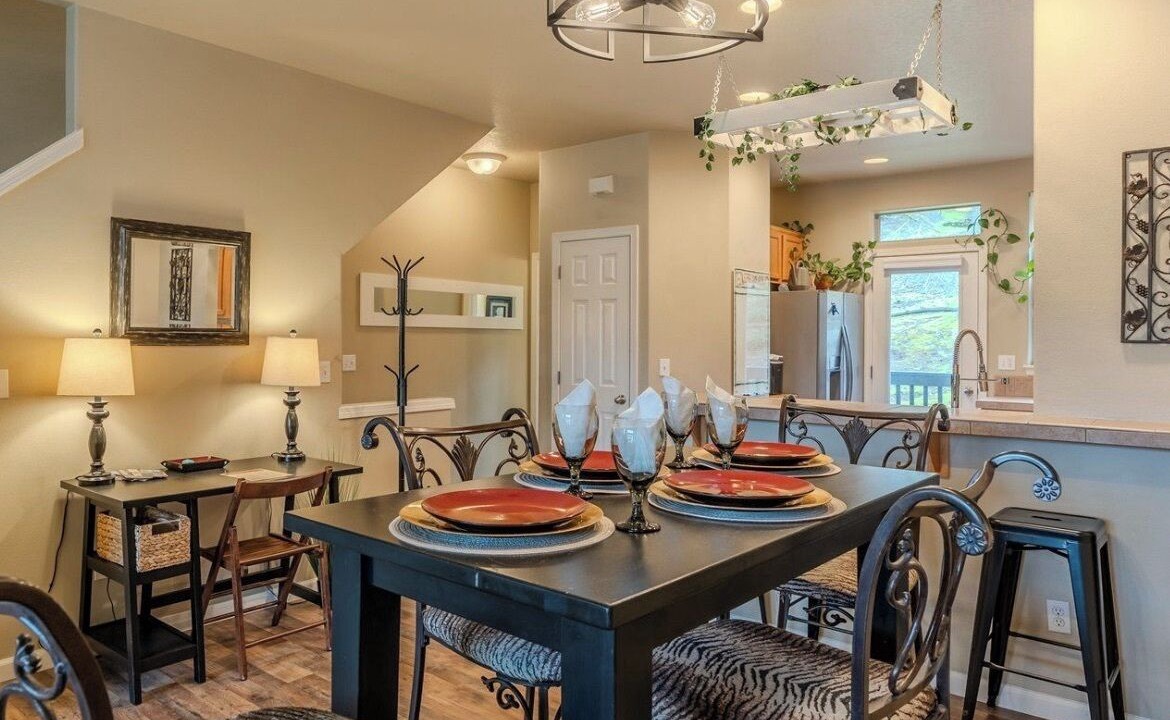 Photo of Others in Troutdale