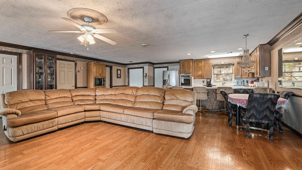 Photo of Livingroom in Titus