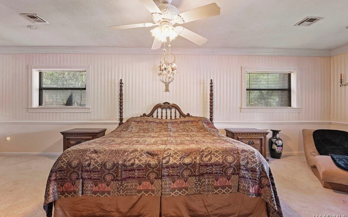 Photo of Bedroom in Titus
