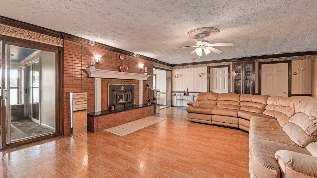 Photo of Livingroom in Titus