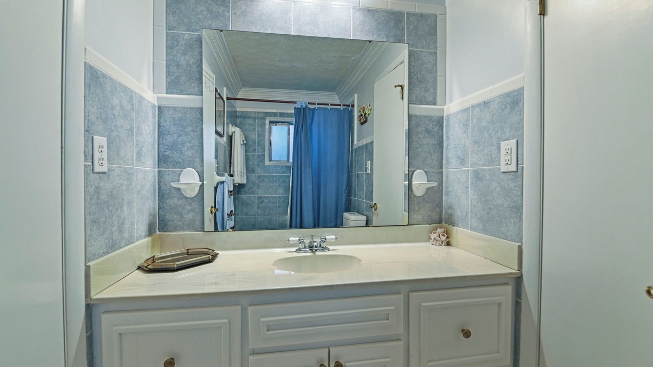 Photo of Bathroom in Titus
