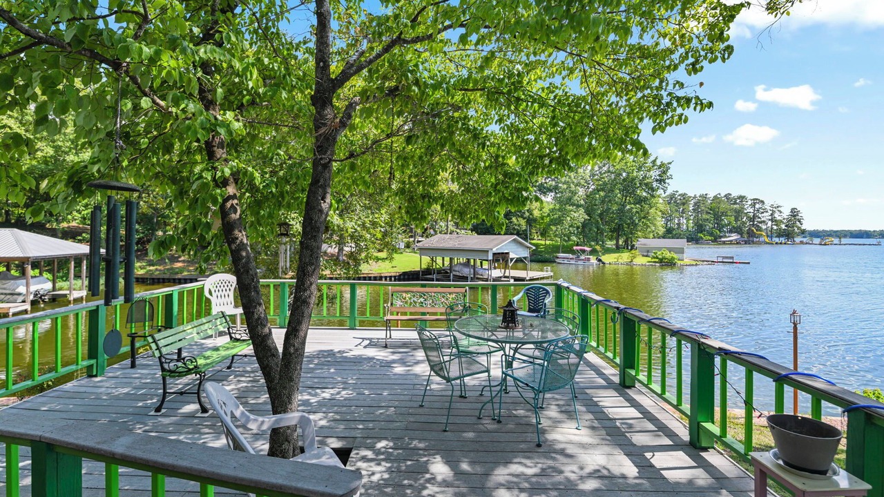 Photo of Outdoor in Titus
