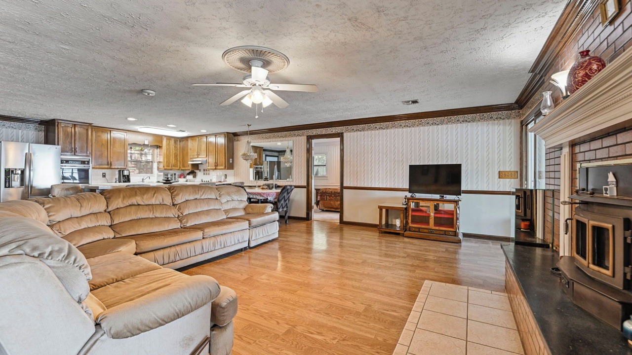 Photo of Livingroom in Titus