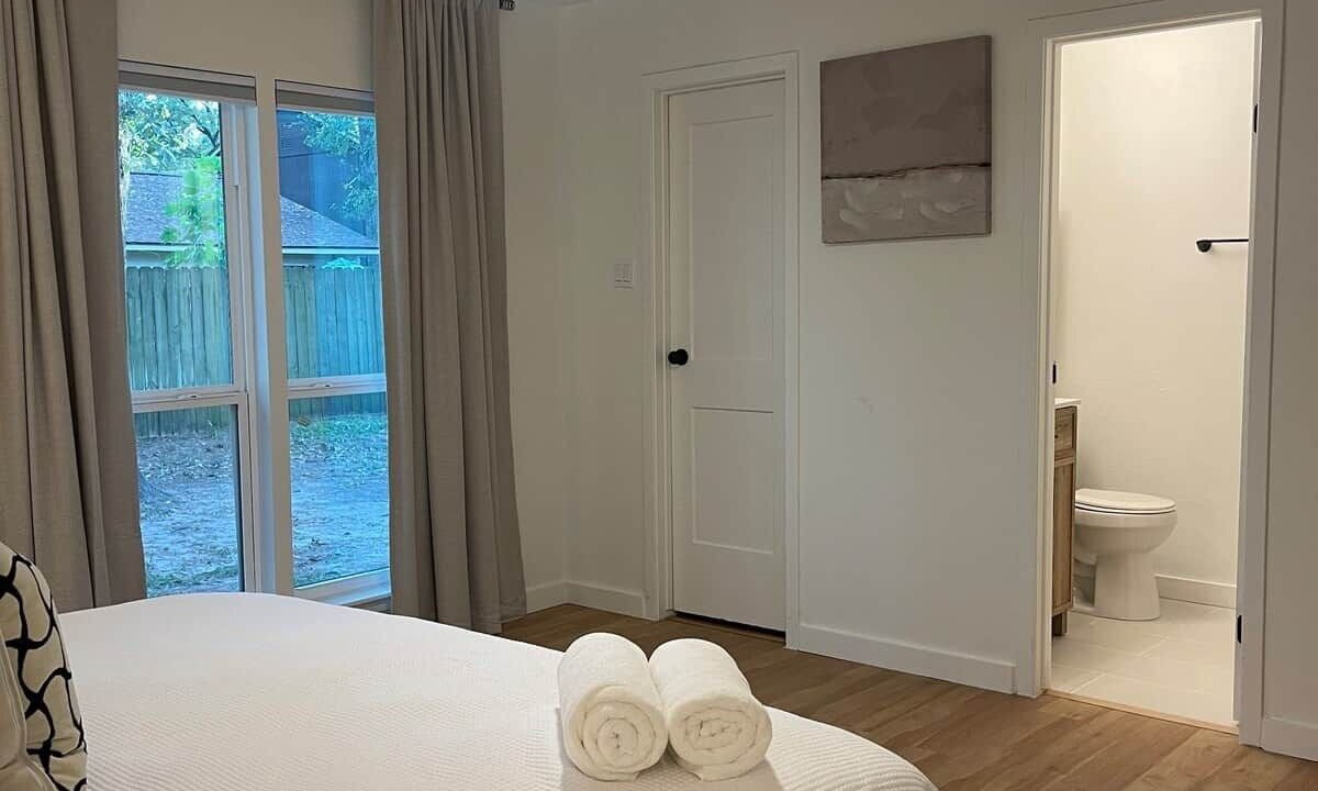 Photo of Bedroom in Grogan's Mill