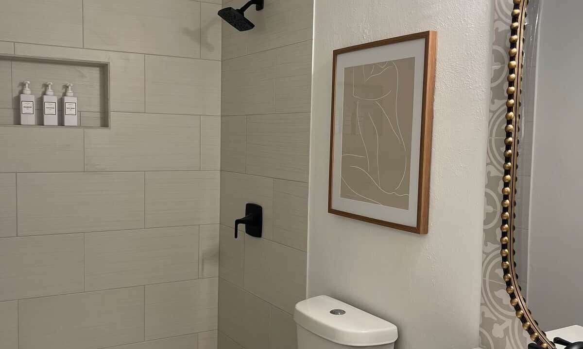 Photo of Bathroom in Grogan's Mill