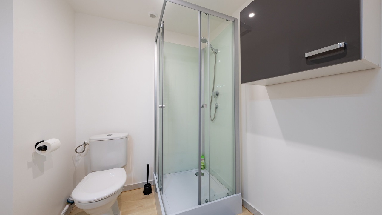 Photo of Bathroom in Doullens