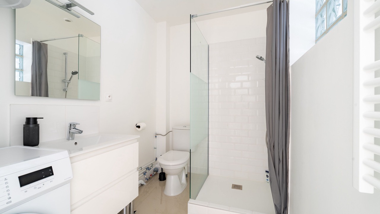 Photo of Bathroom in Doullens