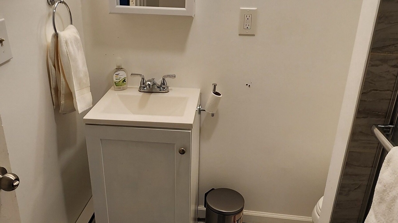 Photo of Bathroom in Seward Place