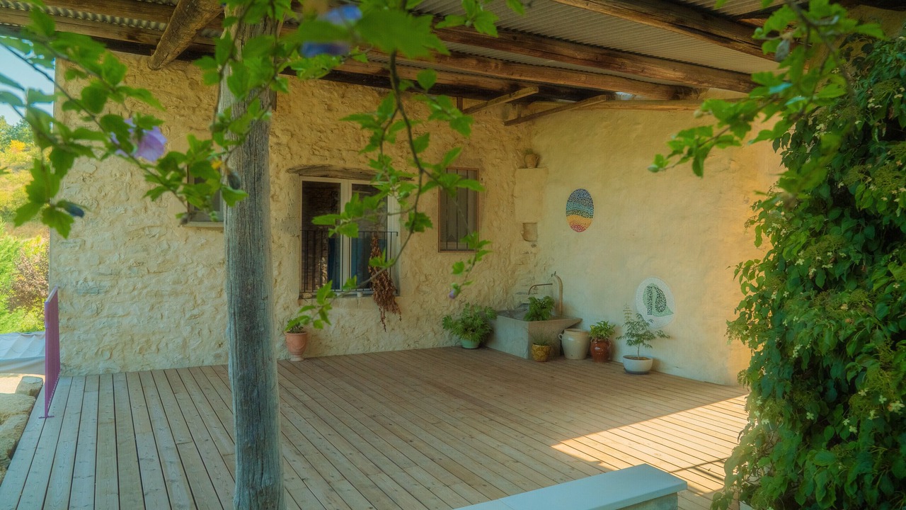 Photo of Patio Balcony in Mirabel-et-Blacons