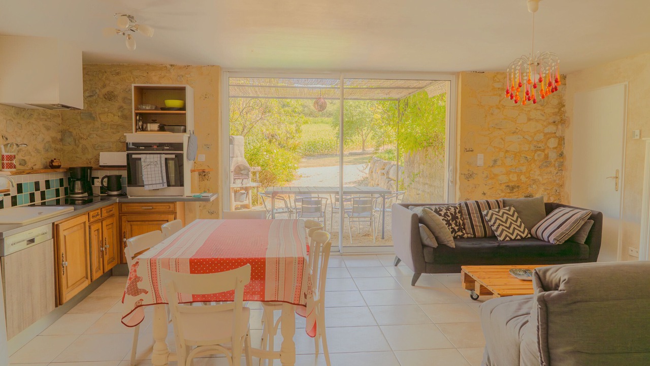 Photo of Livingroom in Mirabel-et-Blacons