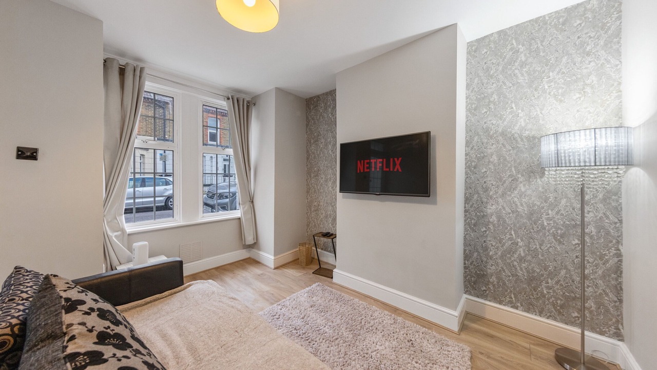 Photo of Livingroom in Gillingham