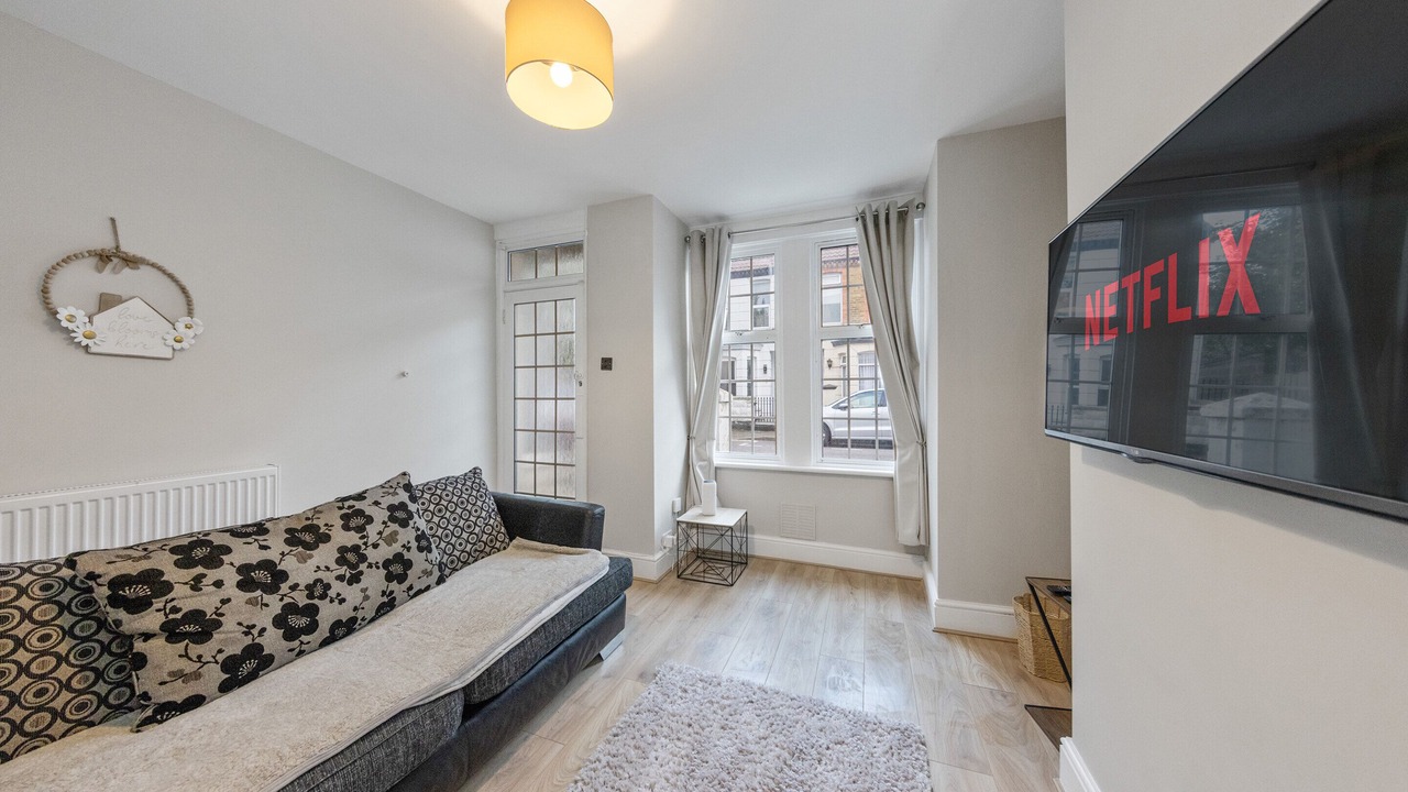 Photo of Livingroom in Gillingham