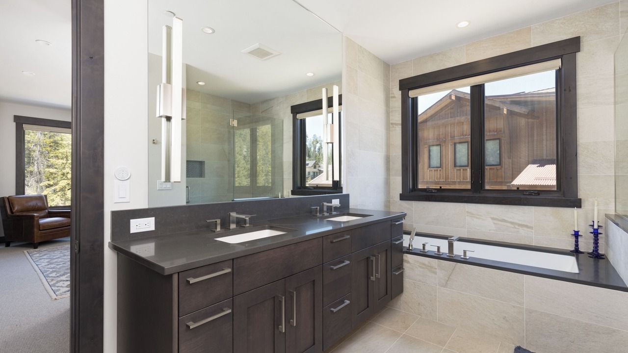 Photo of Others in Spanish Peaks