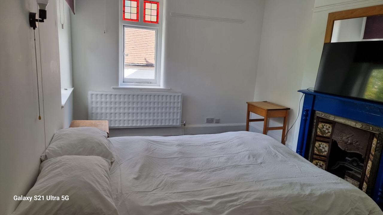 Photo of Bedroom in Tilehurst