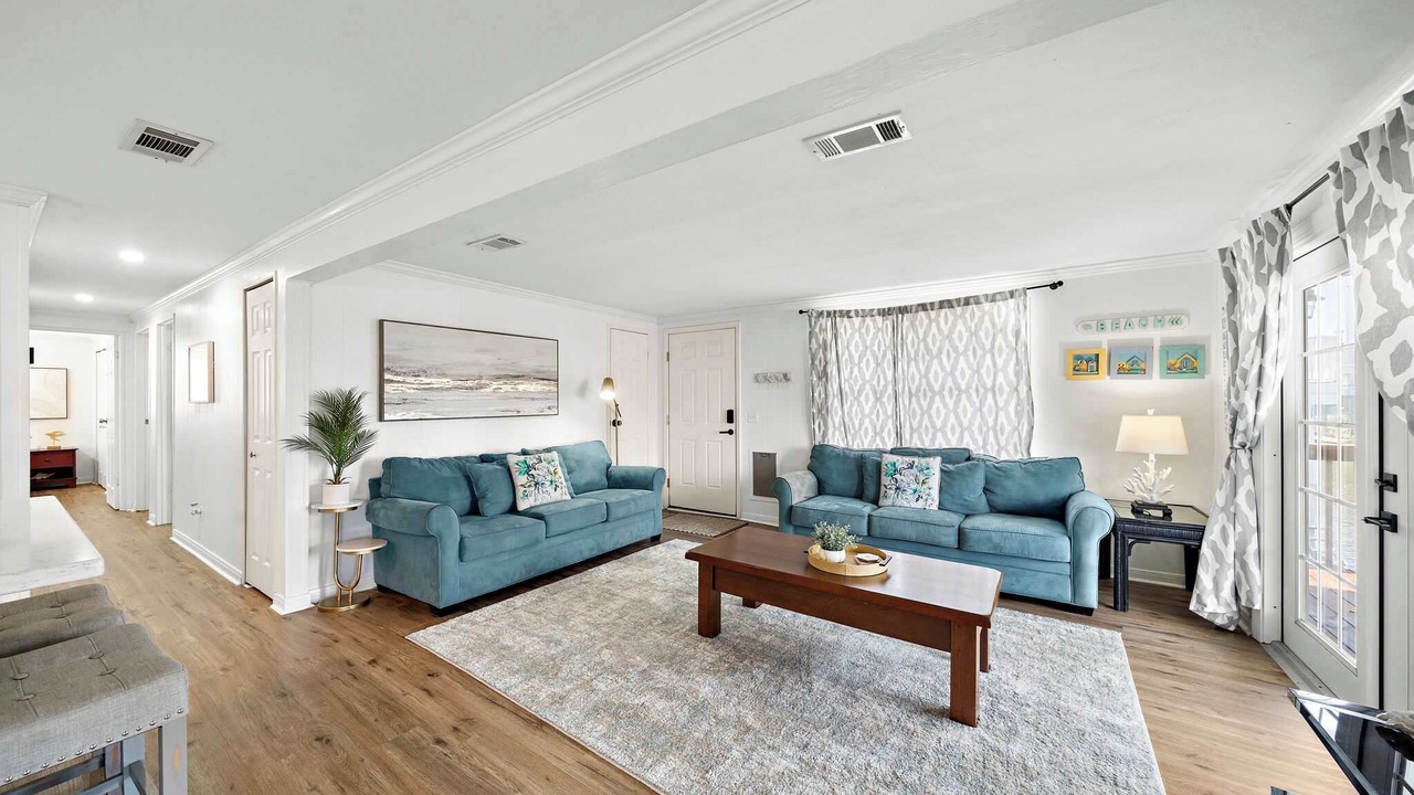 Photo of Livingroom in Terramar Beach