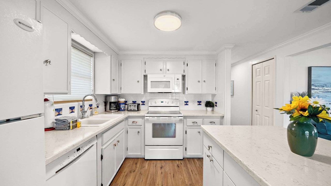Photo of Kitchen in Terramar Beach
