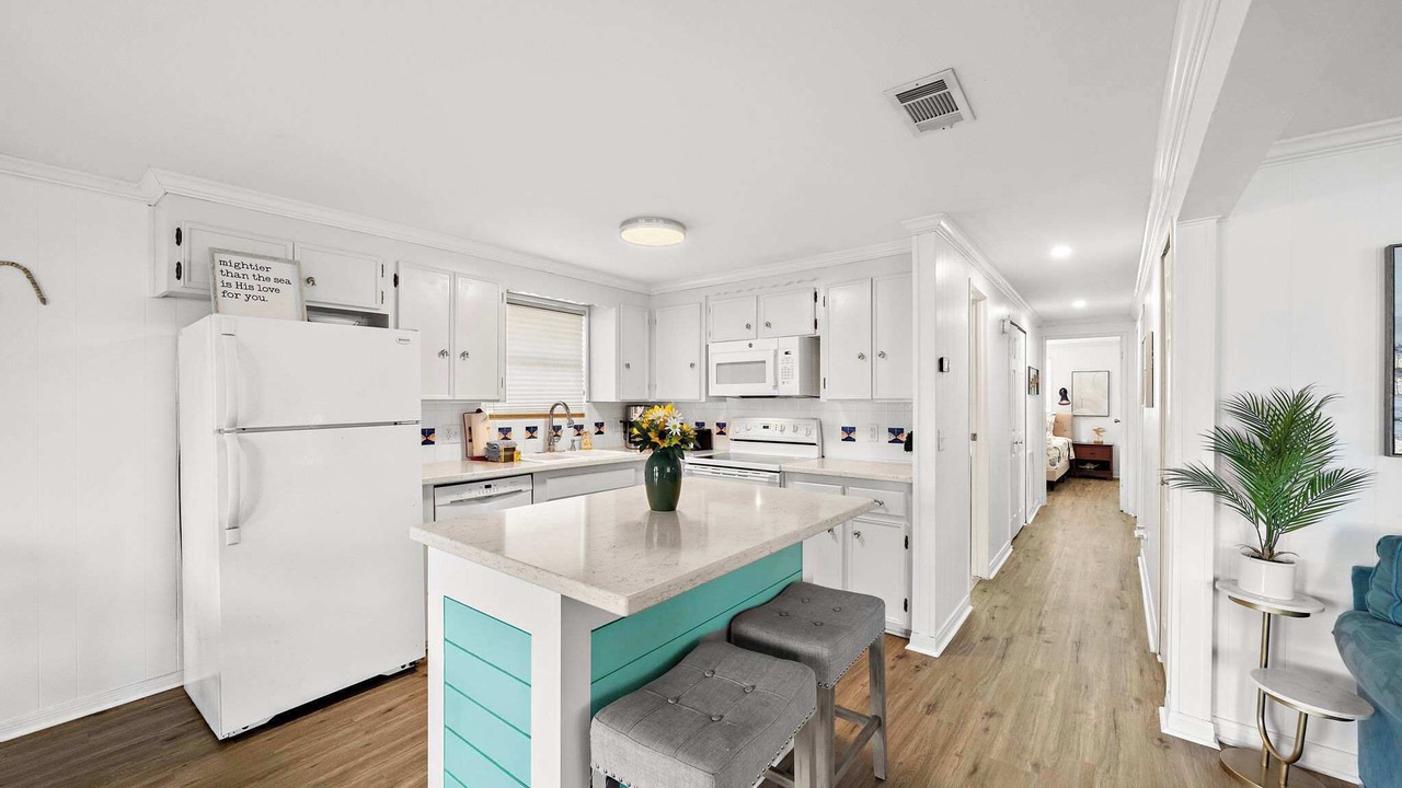 Photo of Kitchen in Terramar Beach