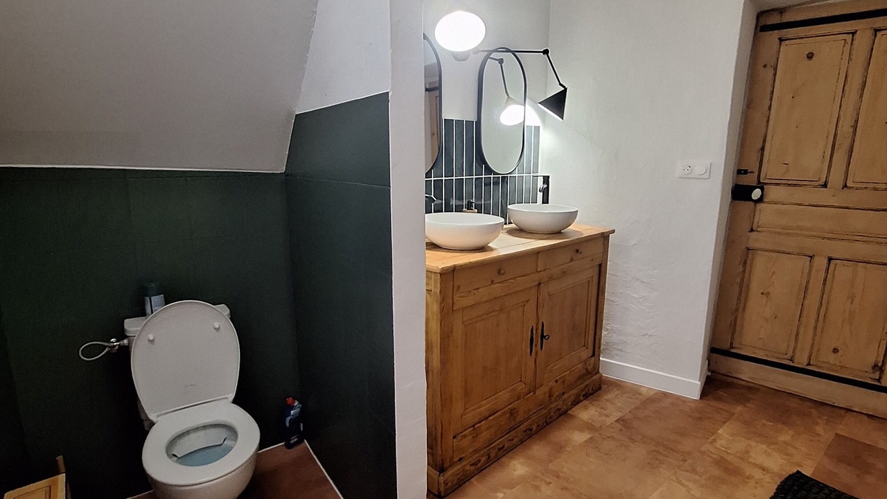 Photo of Bathroom in Ribes