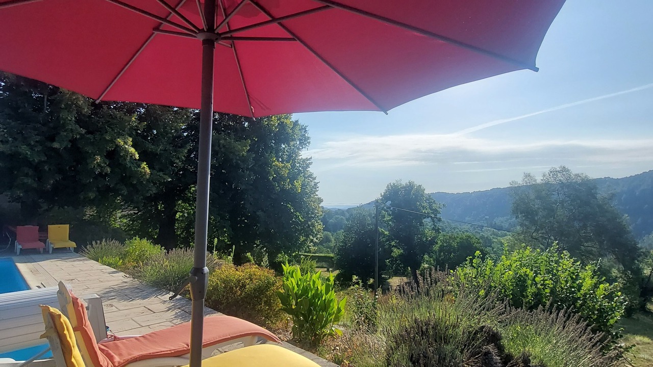 Photo of Outdoor in Ribes