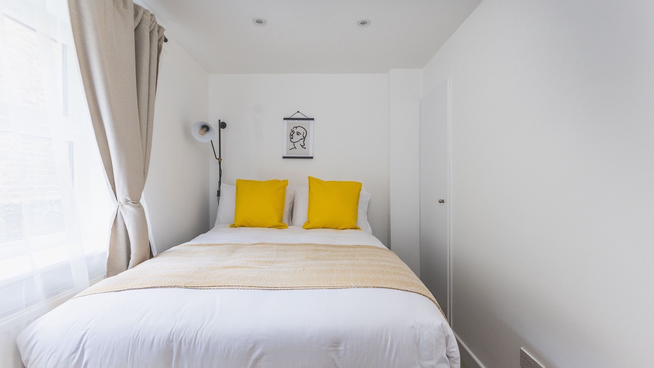 Photo of Bedroom in Fortune Green