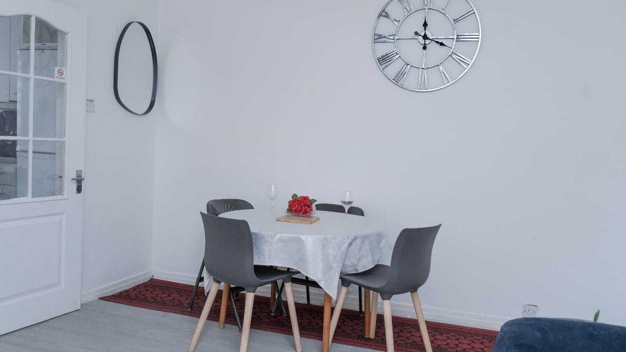 Photo of Others in Leigh