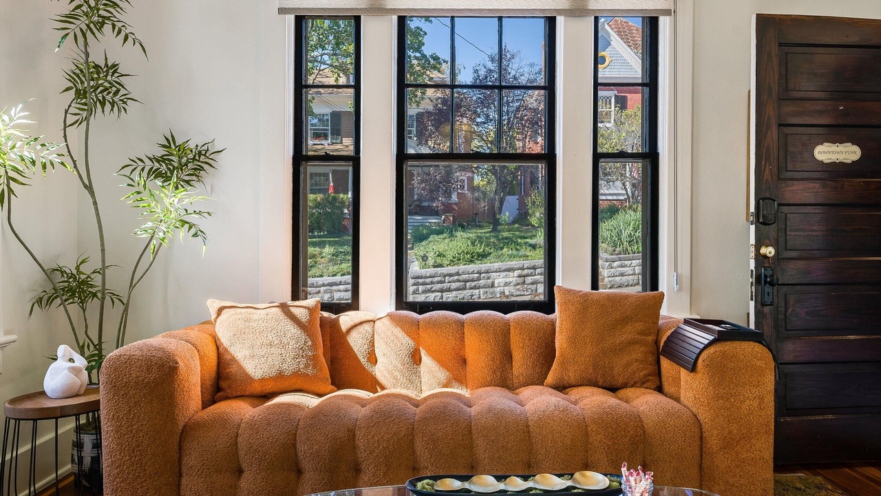 Photo of Livingroom in Staunton
