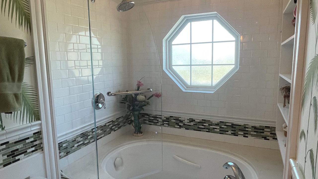 Photo of Bathroom in Bokeelia